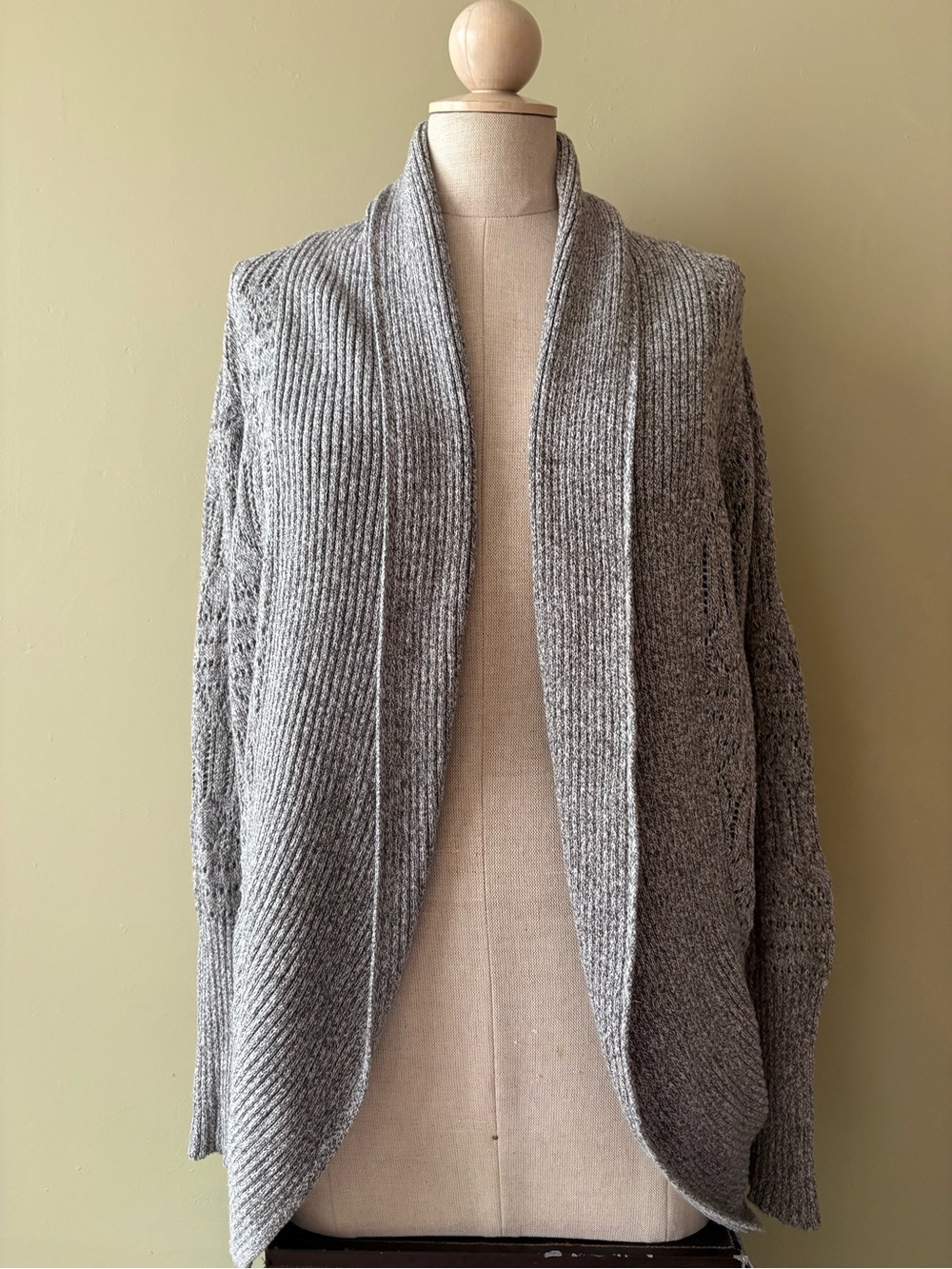 Alia Gray Open-Front Ribbed Shawl Collar Cardigan Sz S